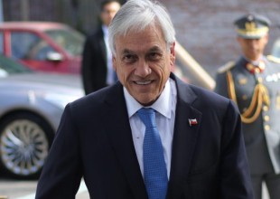 4 de marzo de 2019/SANTIAGO
El Presidente Sebastián Piñera, acompañado por el Ministro de Hacienda, y por el Ministro de Economía, visita una pyme para conversar sobre los beneficios de la Modernización Tributaria para pequeñas y medianas empresas.
FOTO: SEBASTIAN BELTRAN GAETE/AGENCIAUNO